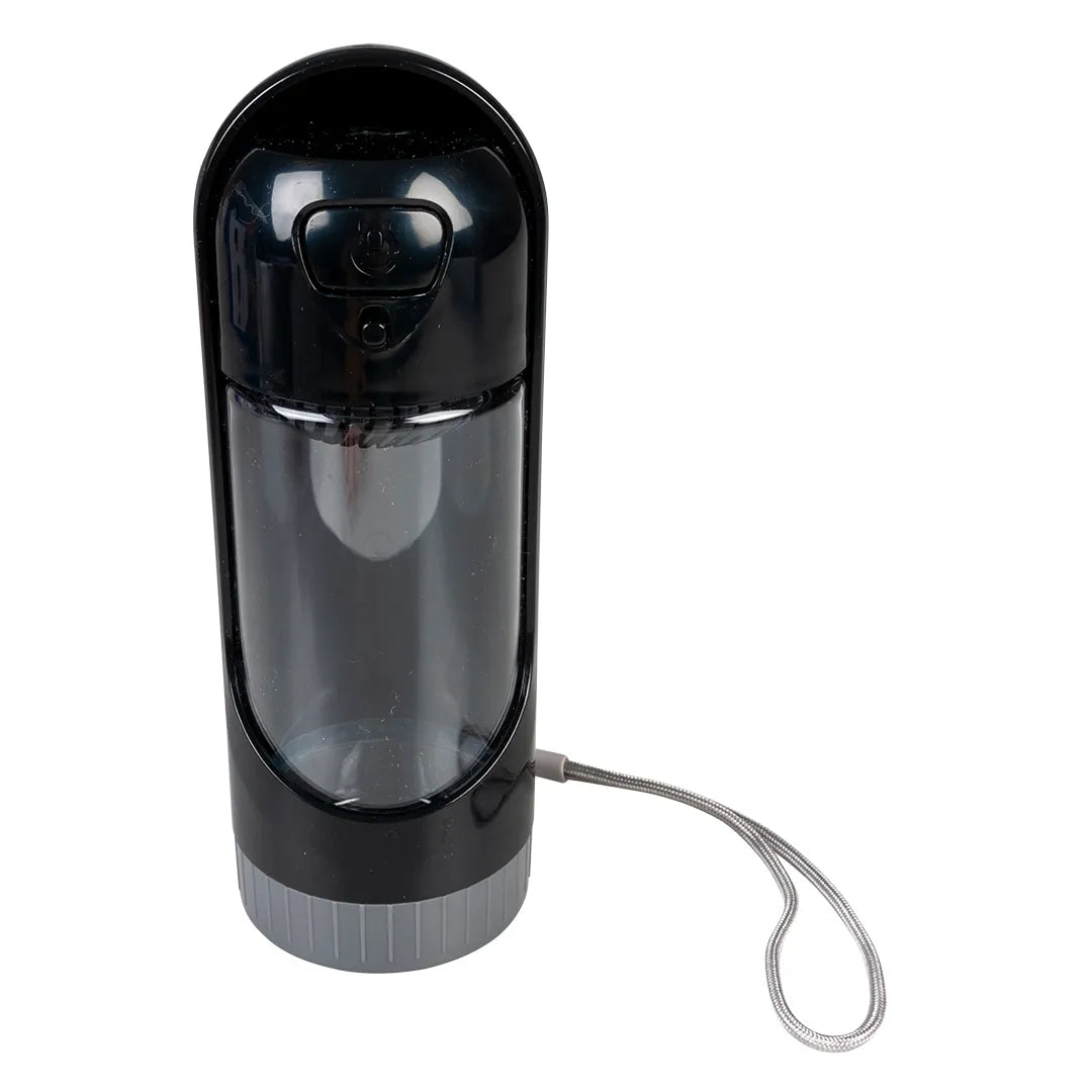 Bouteille d'eau compacte pour chien en version noire vue dans son entièreté 