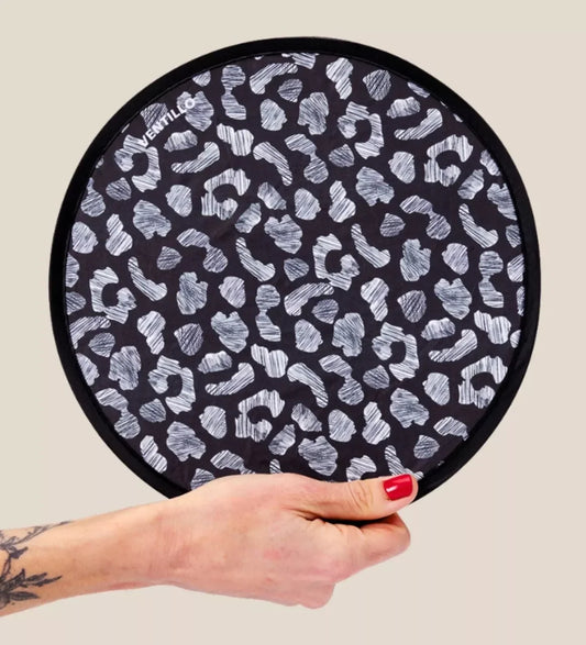 Eventail frisbee motif LeoBlack de Ventillo