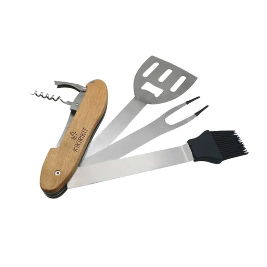 Kit d'ustensiles de BBQ en vue ouverte avec : 1 spatule, 1 pinceau de cuisine, 1 fourchette, 1 tire-bouchon et 1 décapsuleur