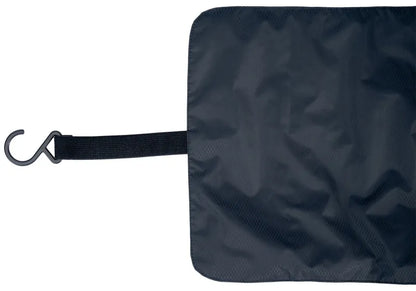 Trousse de toilette accrochable Cocoon – bleu – gros plan du système de suspension
