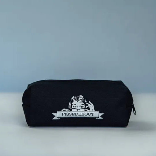 Trousse noir Pisse-debout