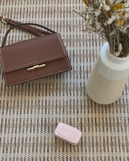 Mini boite à bijoux de voyage de la Maison Scarlett - Modèle Marie - Vidéo montrant la boite Marie